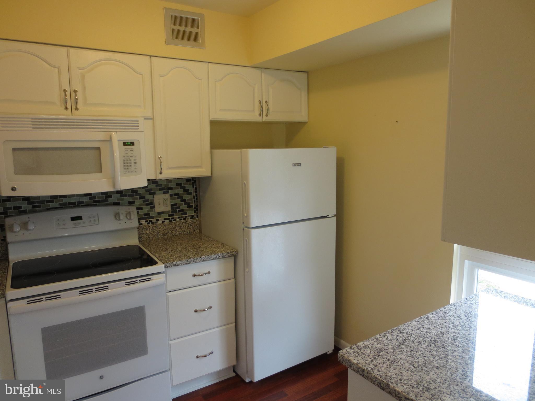 3200 Spartan Road, Unit 4 Olney, MD 20832 - Photo 16 of 27 Kitchen