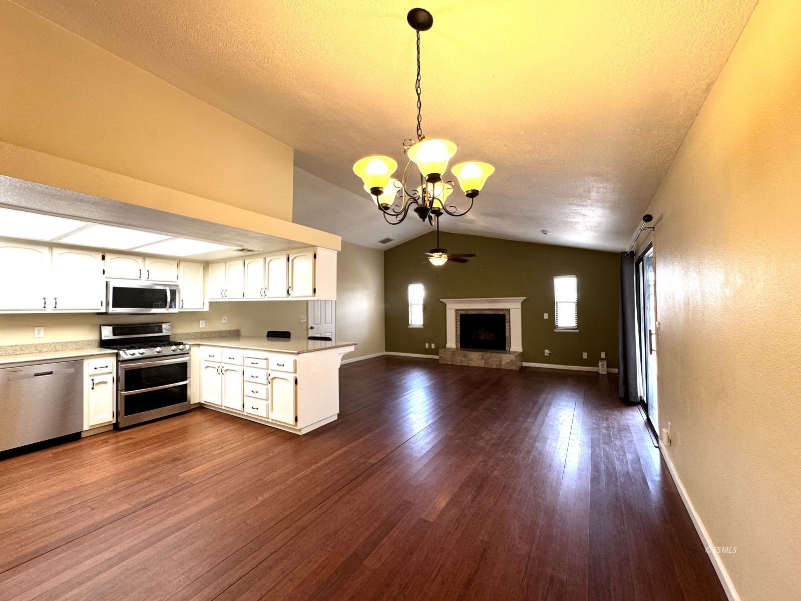 1105 Rebecca Avenue Ridgecrest, CA 93555 - Photo 8 of 27