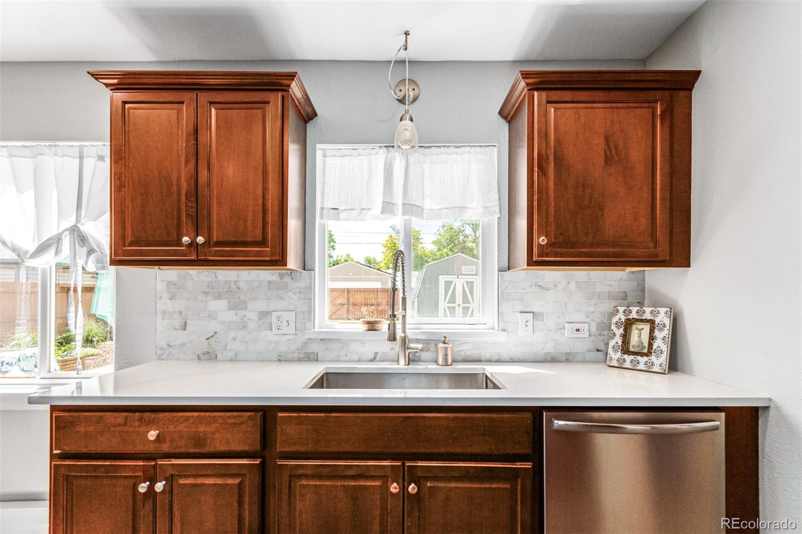 415 Perry Street Denver, CO 80204 - Photo 8 of 26 Gallery Image 8