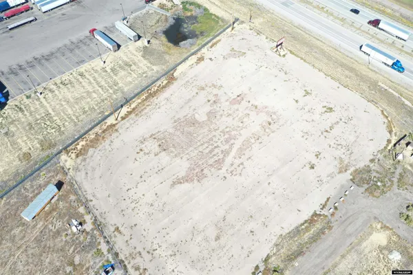 $500,000 | 5-9 Ox Bow Drive North, Green River, WY 82935