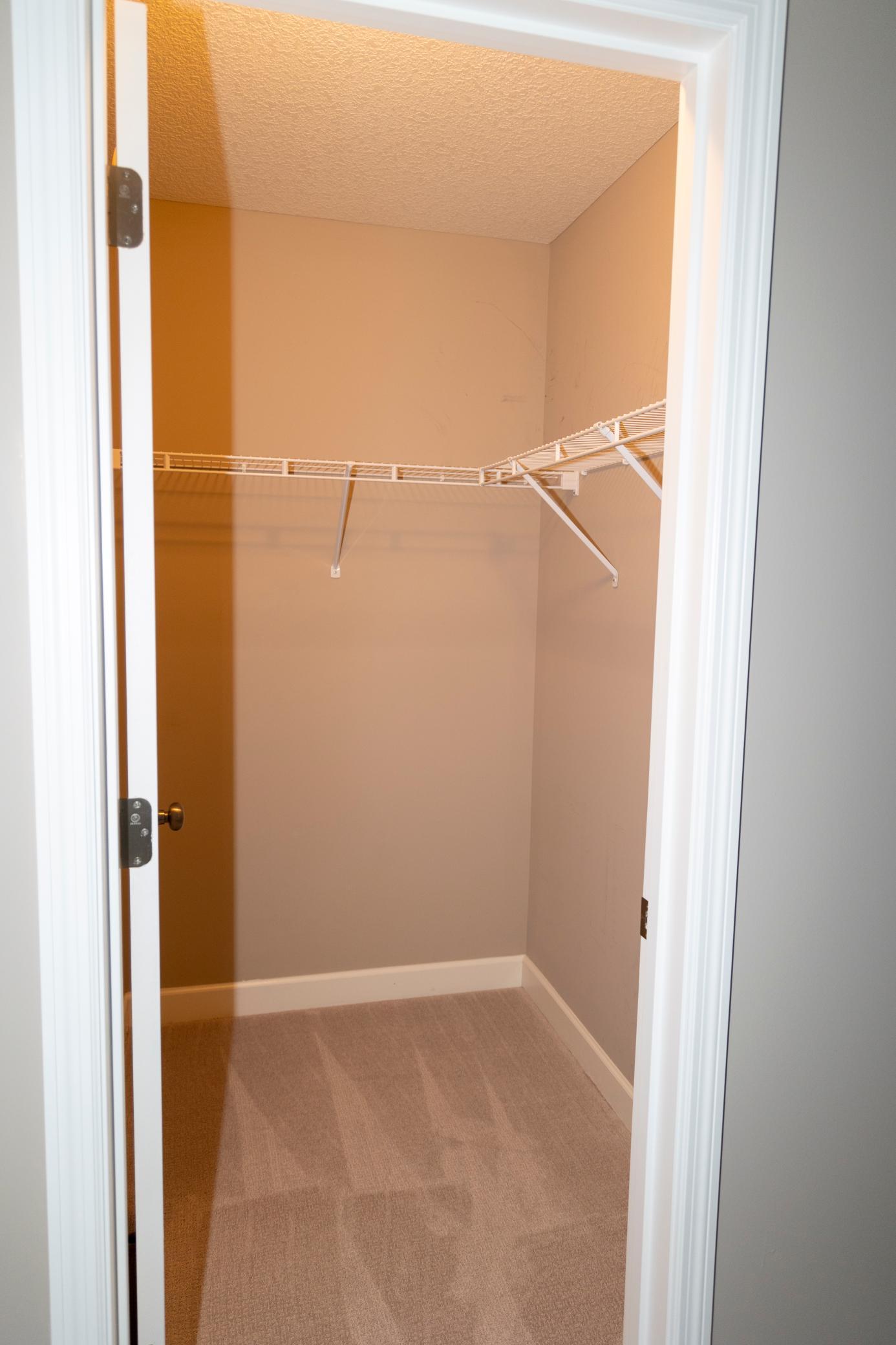 1364 Ridge Lane Shakopee, MN 55379 - Photo 35 of 50