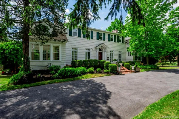 $1,900,000 | 1146 North Avenue, New Rochelle, NY 10804