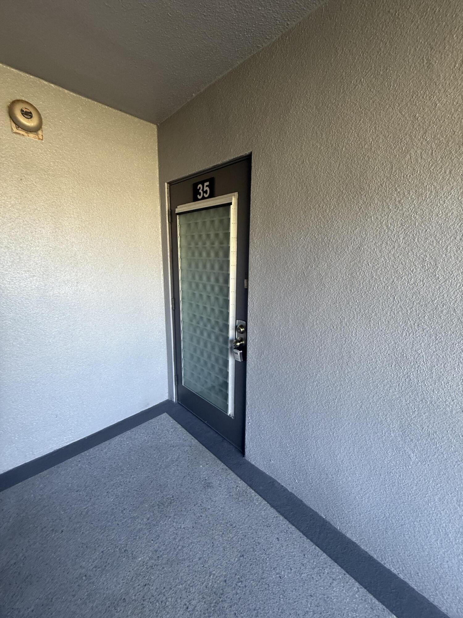 35 Suffolk A, Unit 35 Boca Raton, FL 33434 - Photo 5 of 6 Front door