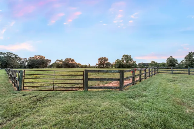 $950,000 | 21348 Farm To Market 359, Hempstead, TX 77445