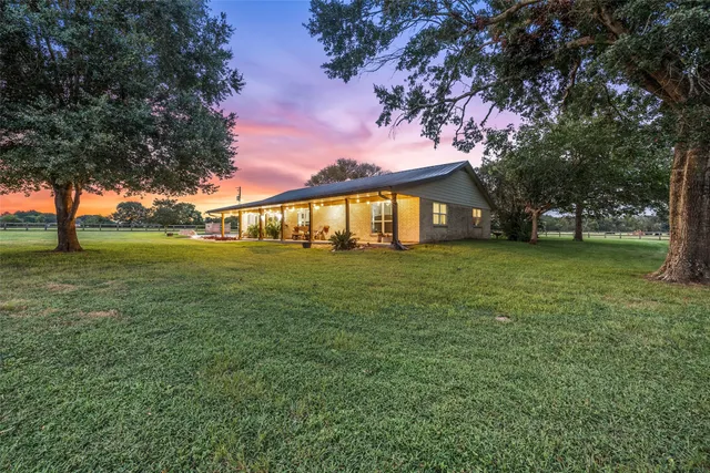 $950,000 | 21348 Farm To Market 359, Hempstead, TX 77445