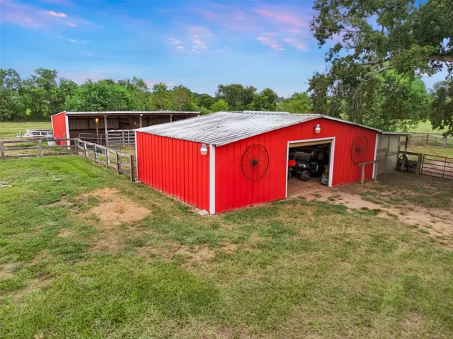 $950,000 | 21348 Farm To Market 359, Hempstead, TX 77445