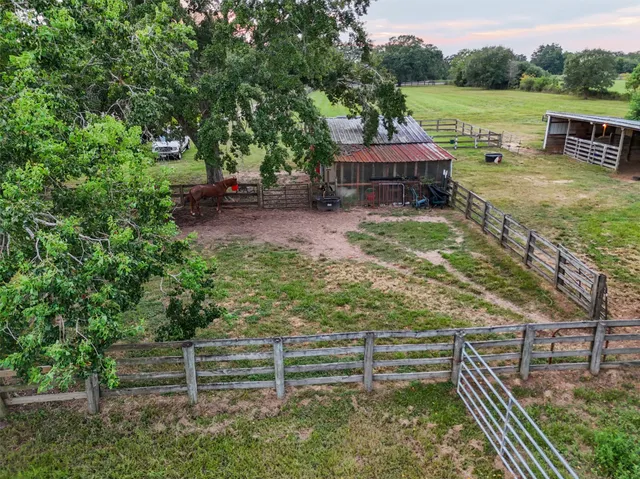 $950,000 | 21348 Farm To Market 359, Hempstead, TX 77445