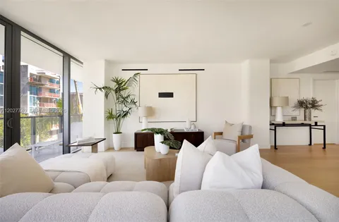 $3,650,000 | 1177 Kane Concourse, Unit 404, Bay Harbor Islands, FL 33154