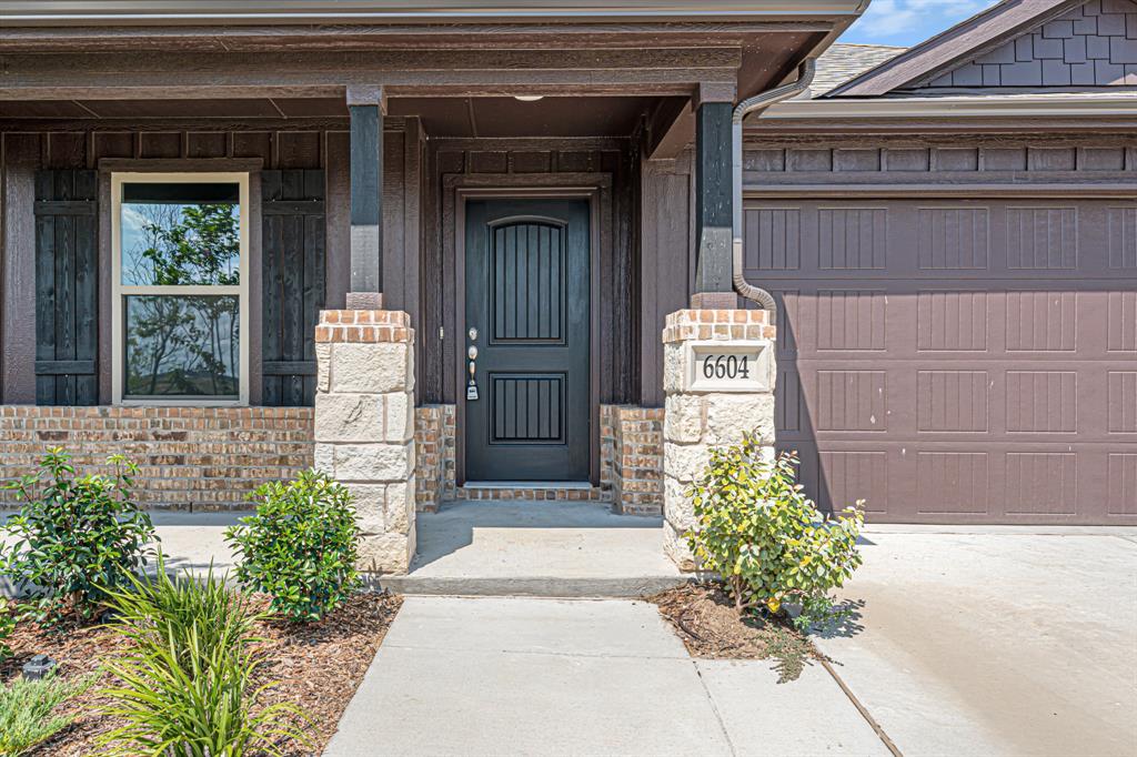 6604 Pattison Lane Greenville, TX 75402 - Photo 4 of 33