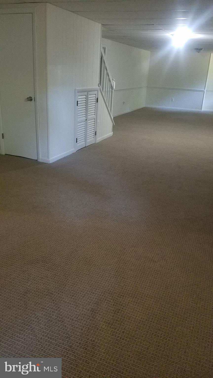 8618 Bradgate Road Alexandria, VA 22308 - Photo 20 of 22 Lower level finished area