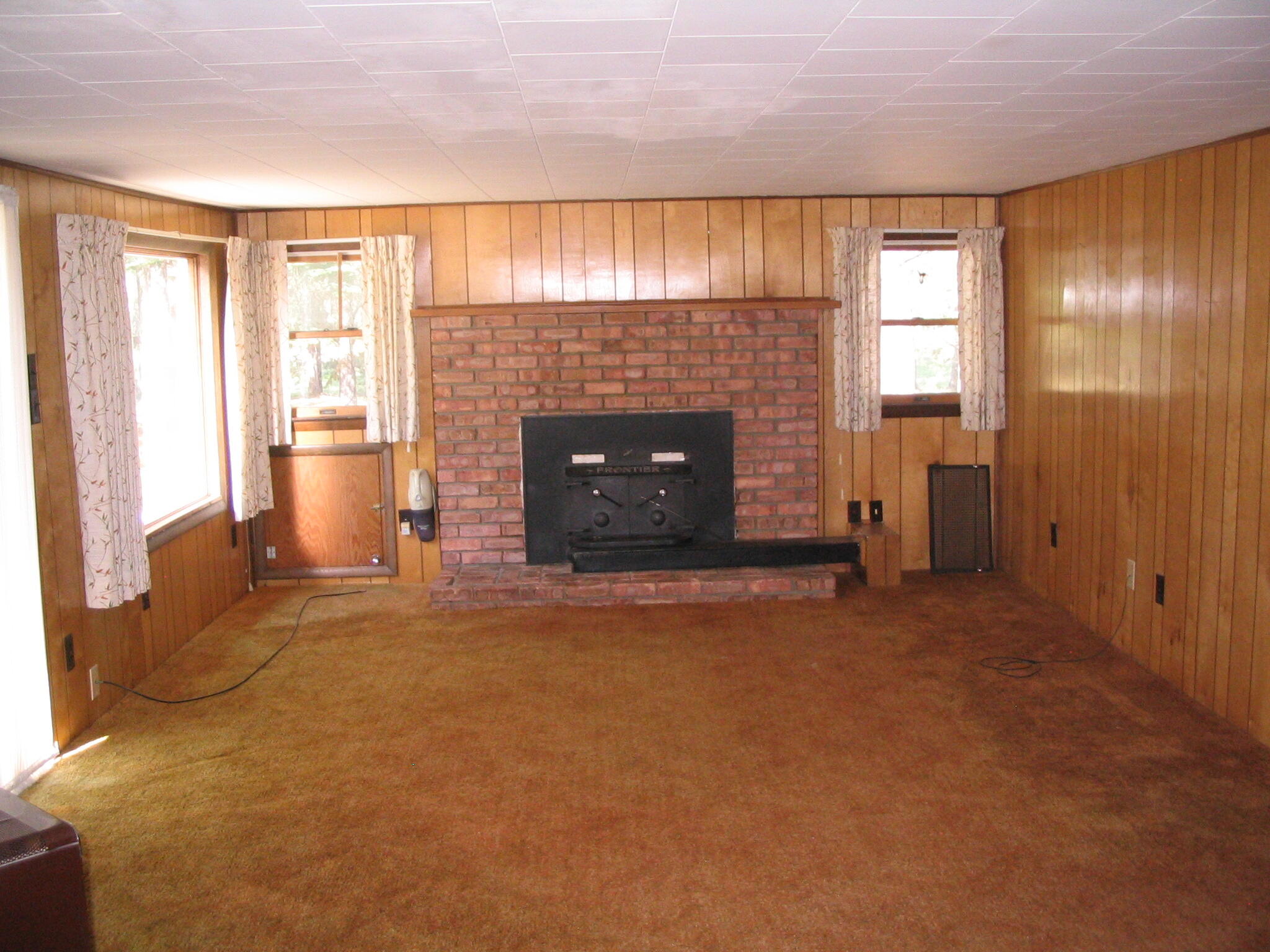 9595 South Oak Road Roscommon, MI 48653 - Photo 10 of 26 Gallery Image 10