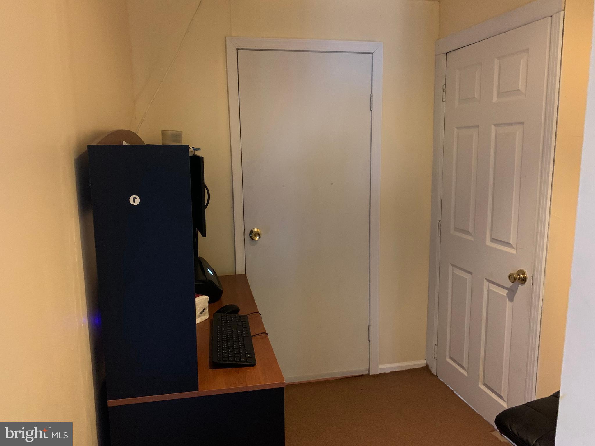 334 Suter Road Baltimore, MD 21228 - Photo 15 of 17