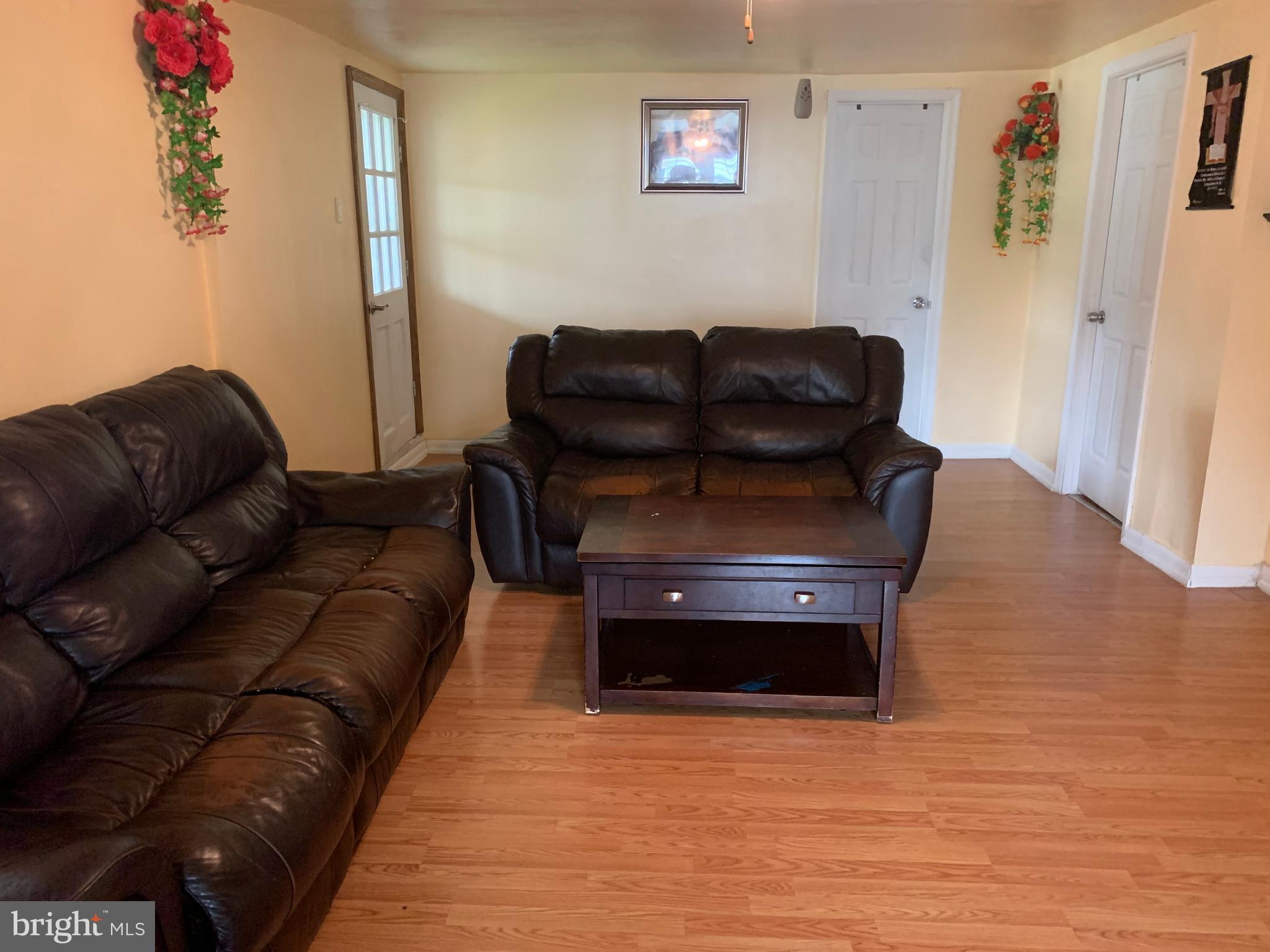 334 Suter Road Baltimore, MD 21228 - Photo 5 of 17