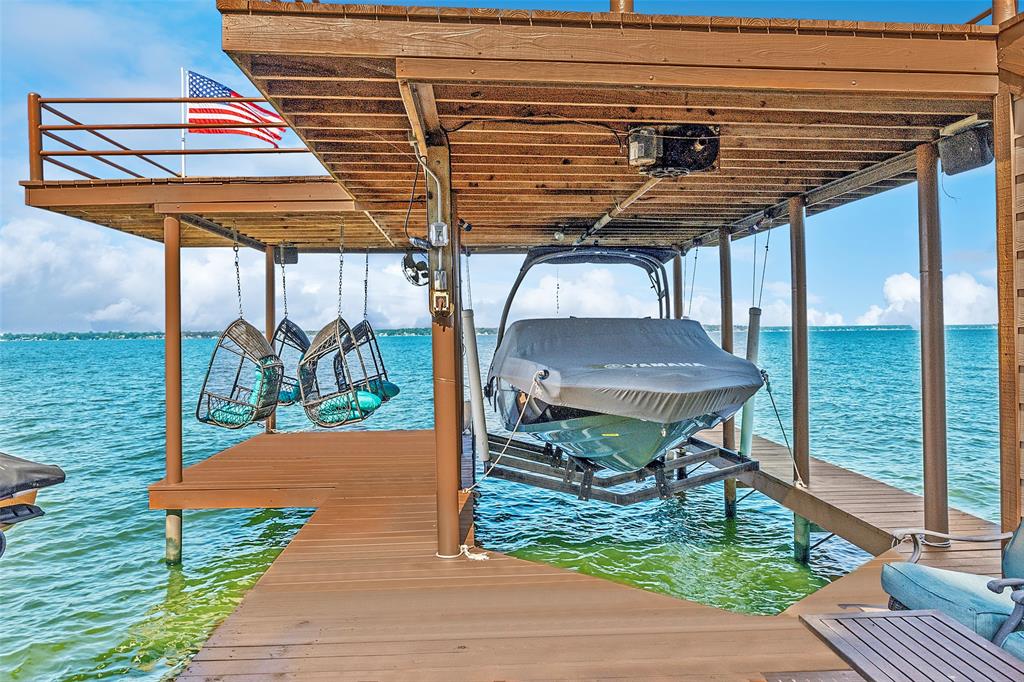 142 Peninsula Point Terrace Mabank, TX 75156 - Photo 23 of 29 a view of a patio