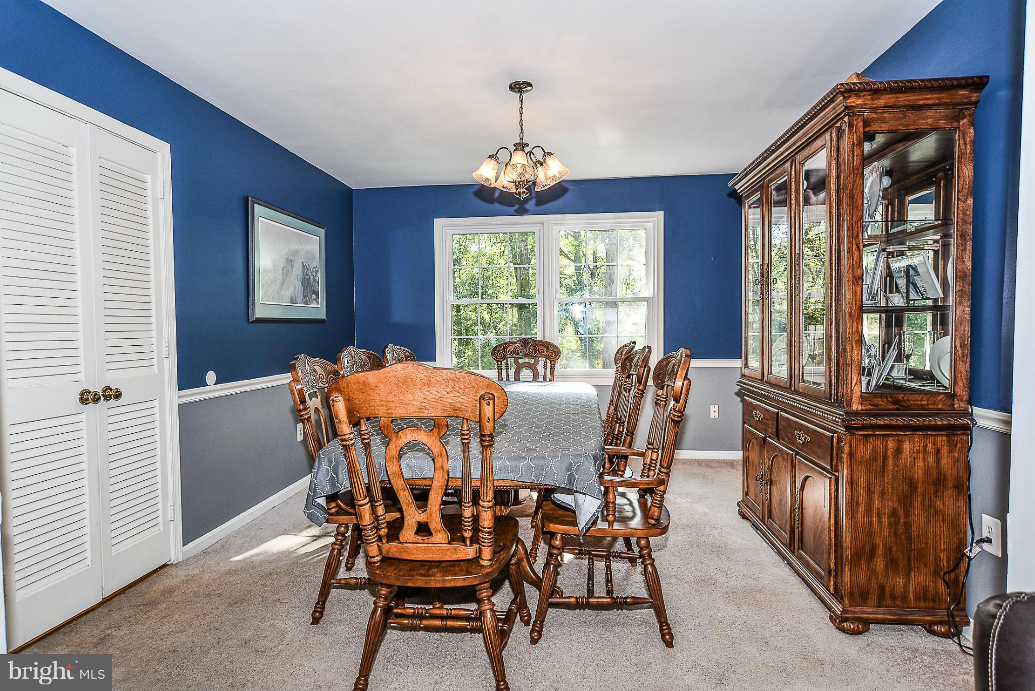 7925 St George Court Springfield, VA 22153 - Photo 5 of 24 Dining Room