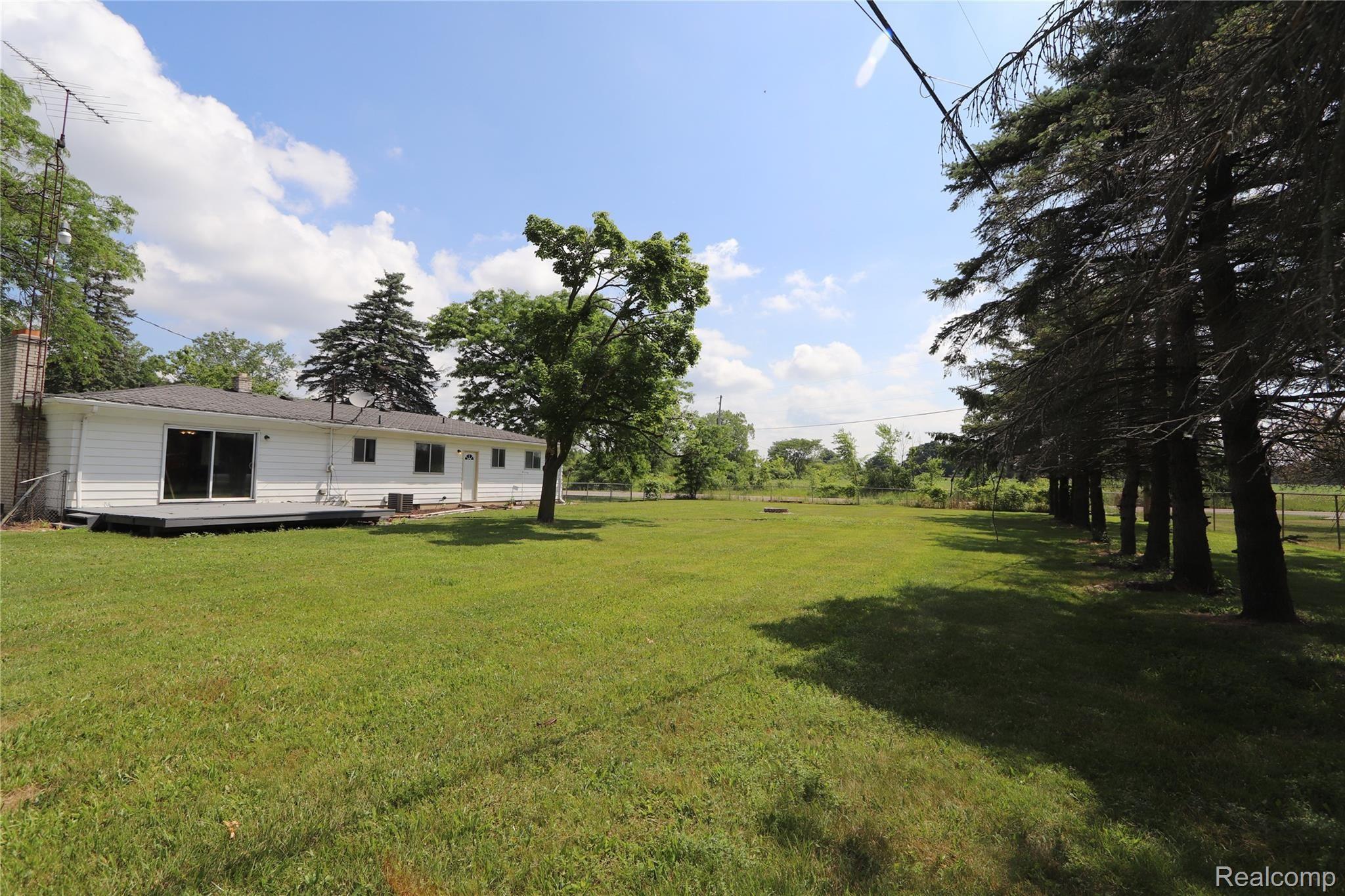 4011 Baldwin Road Grand Blanc, MI 48439 - Photo 36 of 42 IMG_7181.JPG