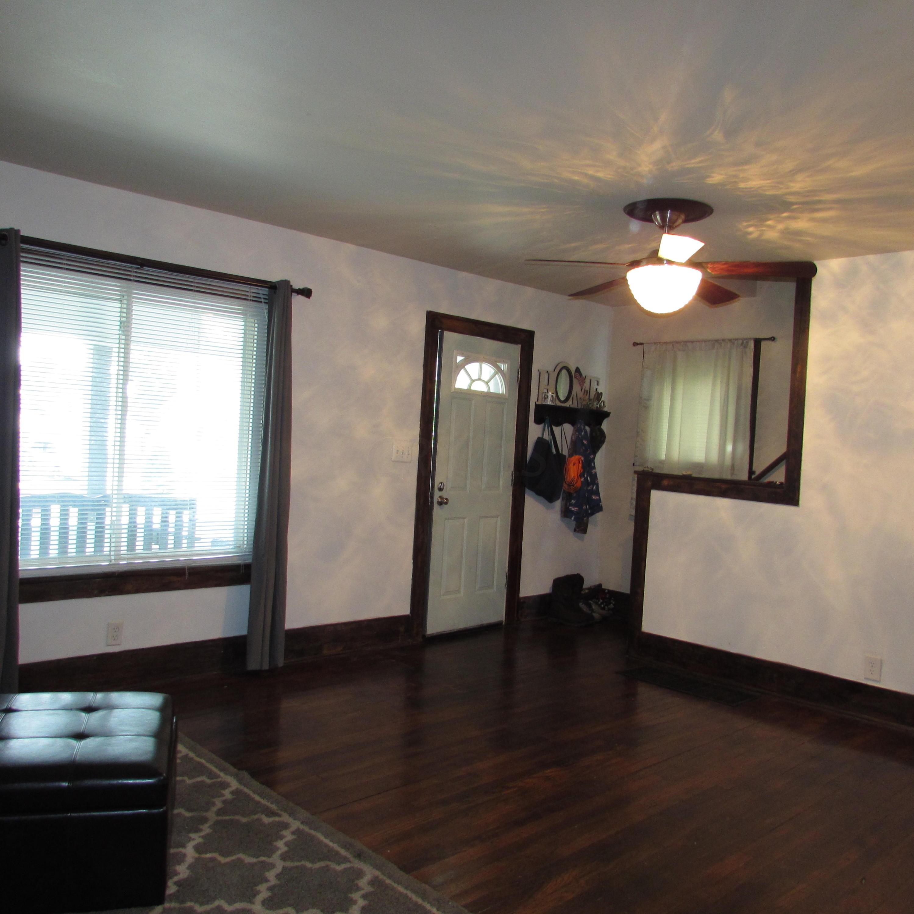 91 Riley Street Newark, OH 43055 - Photo 3 of 29 Gallery Image 3