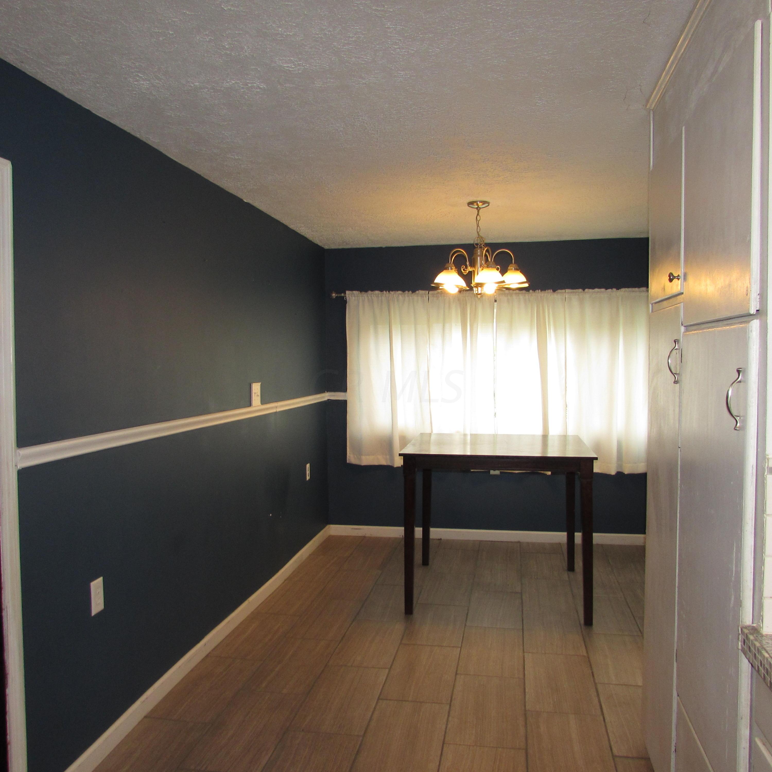 91 Riley Street Newark, OH 43055 - Photo 6 of 29 Gallery Image 6