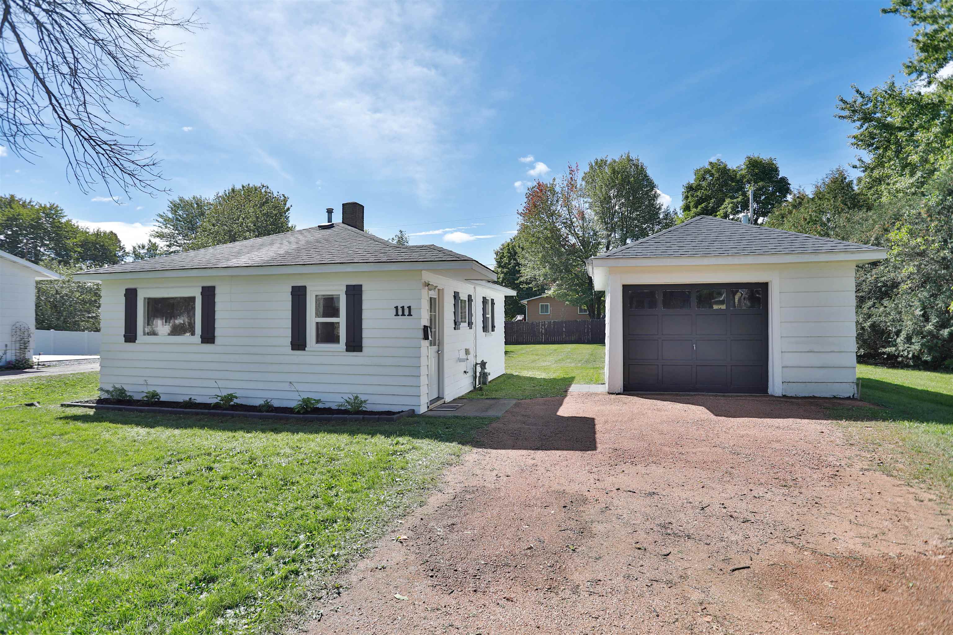 111 Schmidt Avenue Rothschild, WI 54474 - Photo 2 of 22 Gallery Image 2