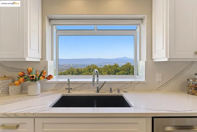 $2,998,000 | 6413 Gwin Court, Oakland, CA 94611