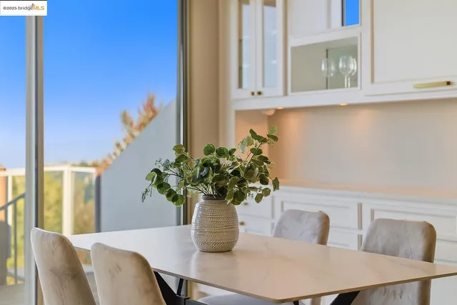 $2,998,000 | 6413 Gwin Court, Oakland, CA 94611