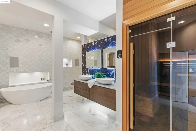 $2,998,000 | 6413 Gwin Court, Oakland, CA 94611