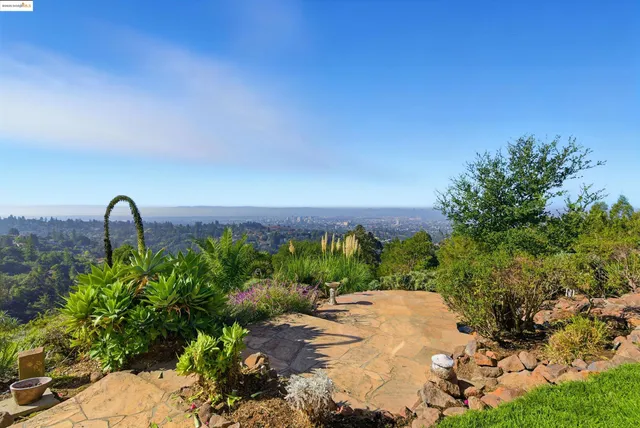 $2,998,000 | 6413 Gwin Court, Oakland, CA 94611