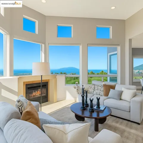 $2,998,000 | 6413 Gwin Court, Oakland, CA 94611