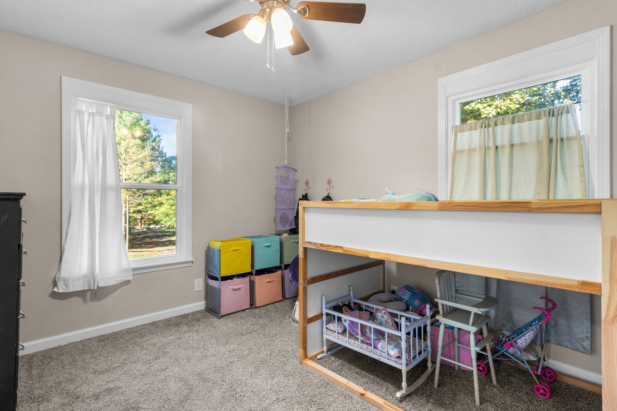 684 Dean Road Clarksville, TN 37040 - Photo 19 of 35 a bedroom with furniture and a window