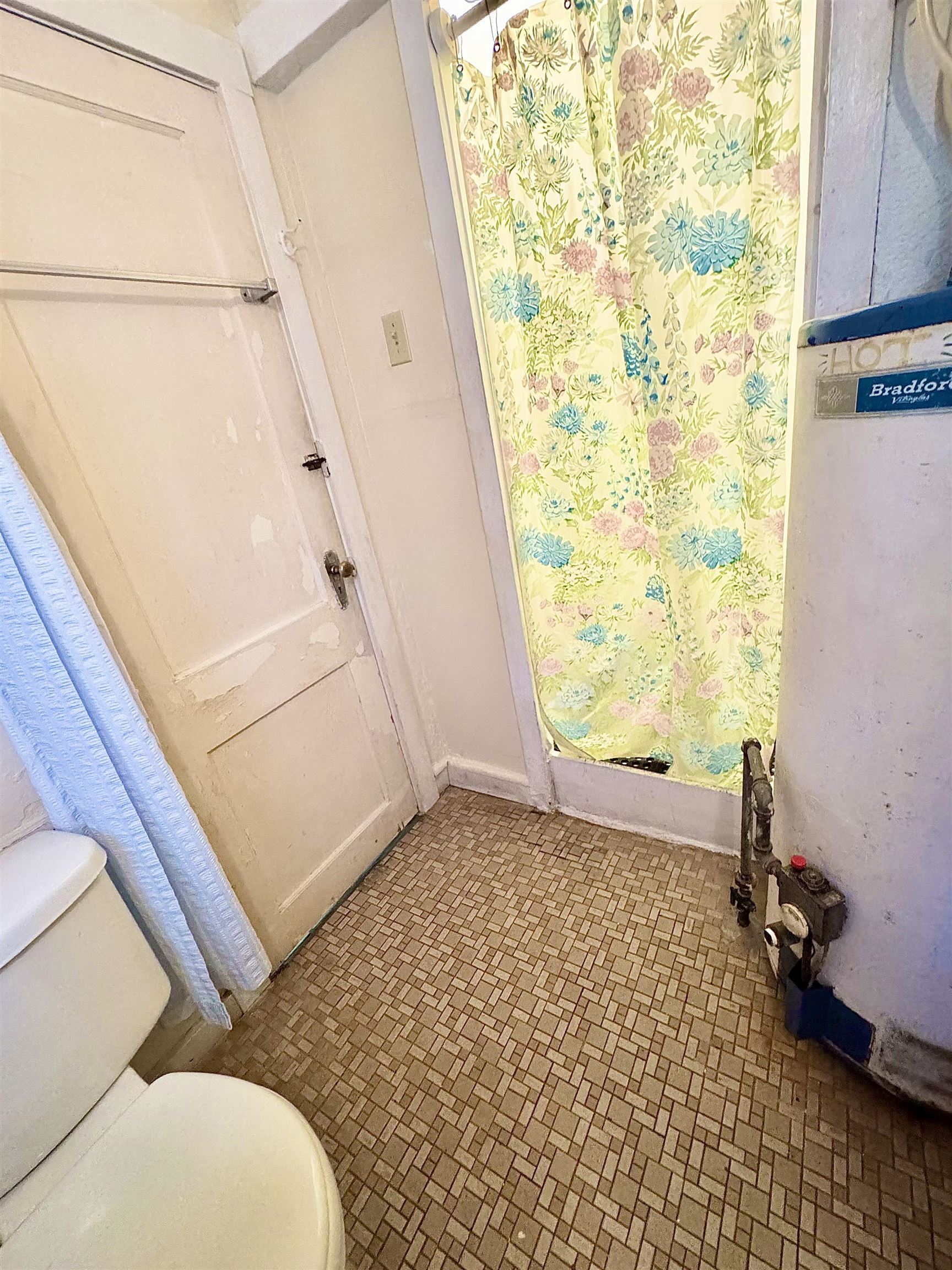 202 Perry Street Cape May, NJ 08204 - Photo 44 of 49 a view of small space