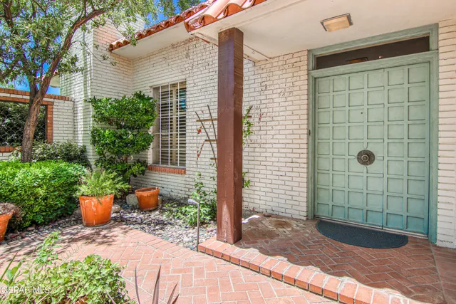 $950,000 | 6041 Torrey Pines Drive, El Paso, TX 79912