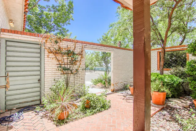 $950,000 | 6041 Torrey Pines Drive, El Paso, TX 79912