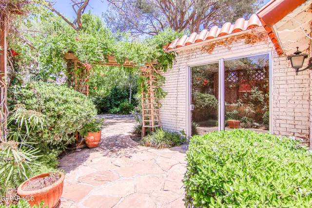 $950,000 | 6041 Torrey Pines Drive, El Paso, TX 79912