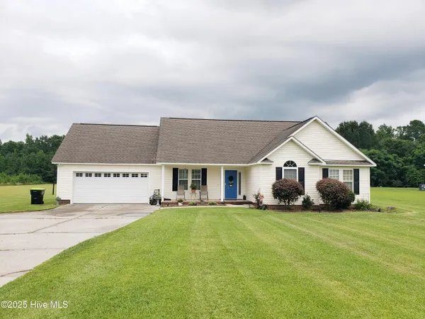 $299,000 | 11061 Peacock Road, Chadbourn, NC 28431