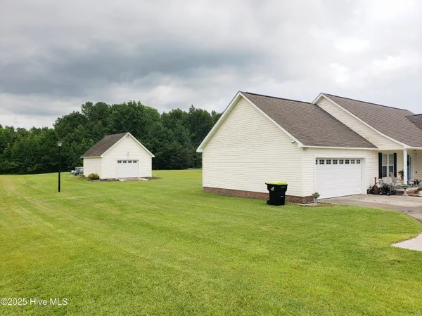 $299,000 | 11061 Peacock Road, Chadbourn, NC 28431