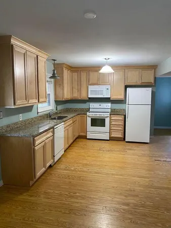 $3,195 | 1229 Porchers Bluff Road, Unit A, Mount Pleasant, SC 29466
