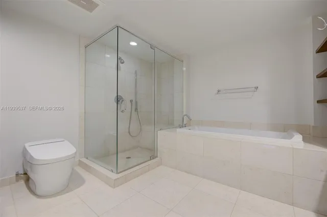 $7,000 | 465 Brickell Avenue, Unit 4301, Miami, FL 33131