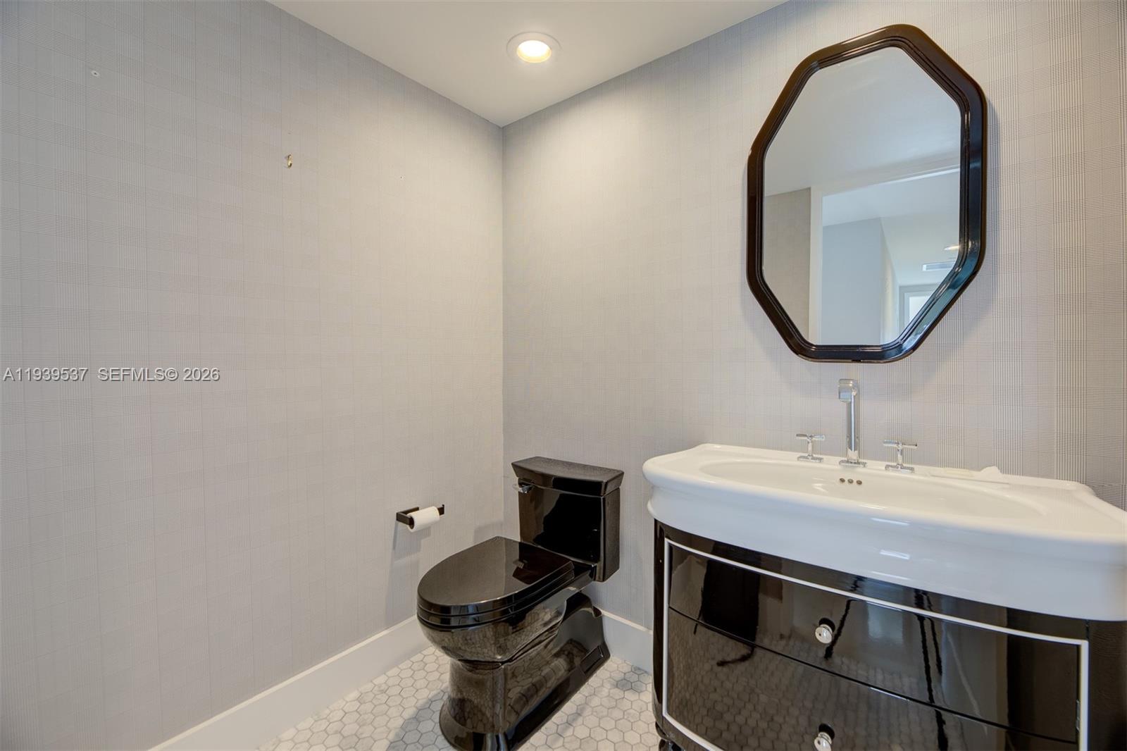 465 Brickell Avenue, Unit 4301 Miami, FL 33131 - Photo 25 of 32