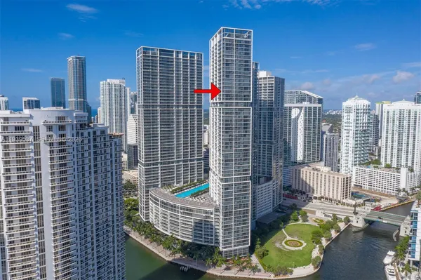 $6,000 | 465 Brickell Avenue, Unit 4301, Miami, FL 33131