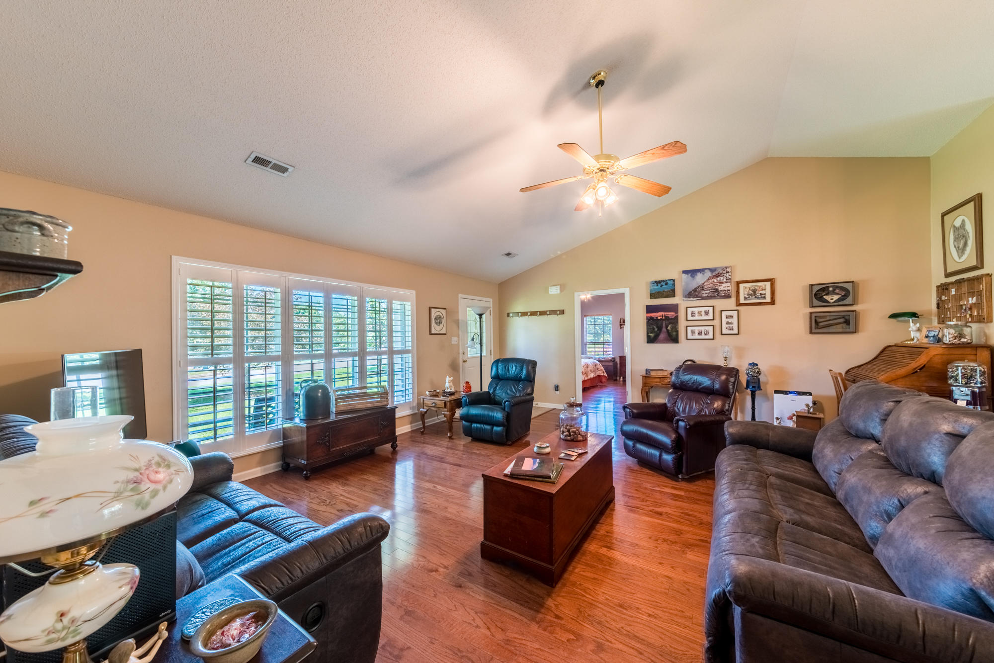 5522 J Riley W Road Greenback, TN 37742 - Photo 19 of 37 Cathedral Ceiling