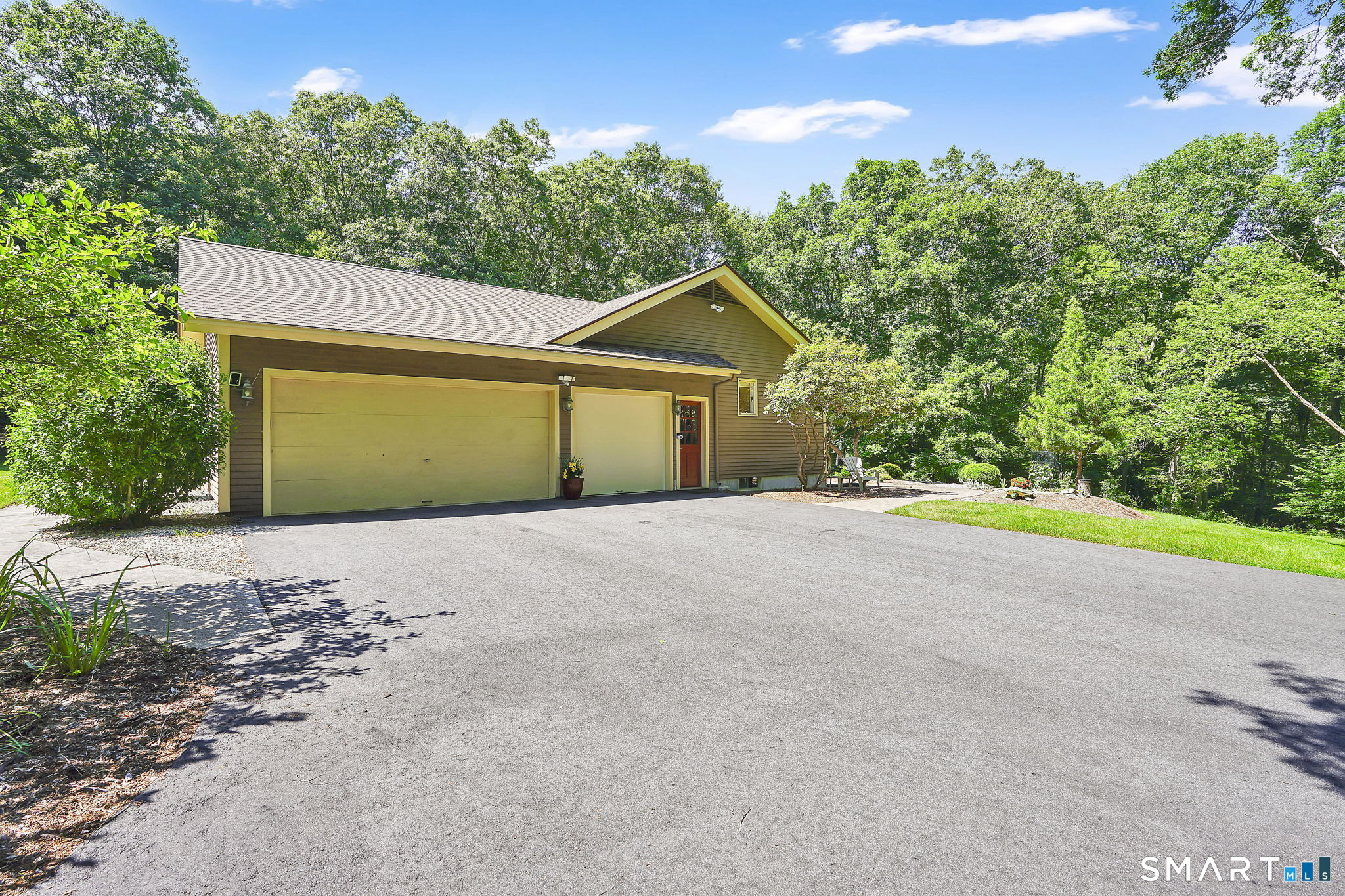70 Davis Road Mansfield, CT 06268 - Photo 7 of 40