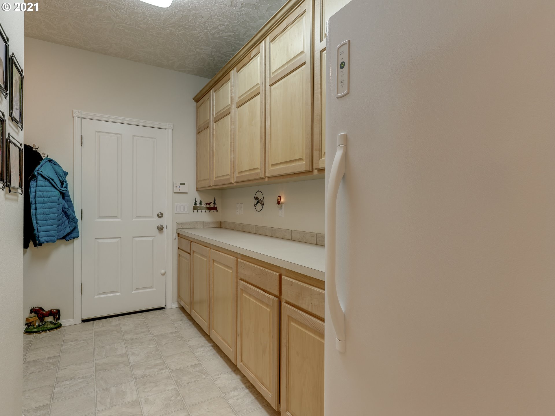 22702 Southeast Howlett Road Eagle Creek, OR 97022 - Photo 22 of 32 Gallery Image 22