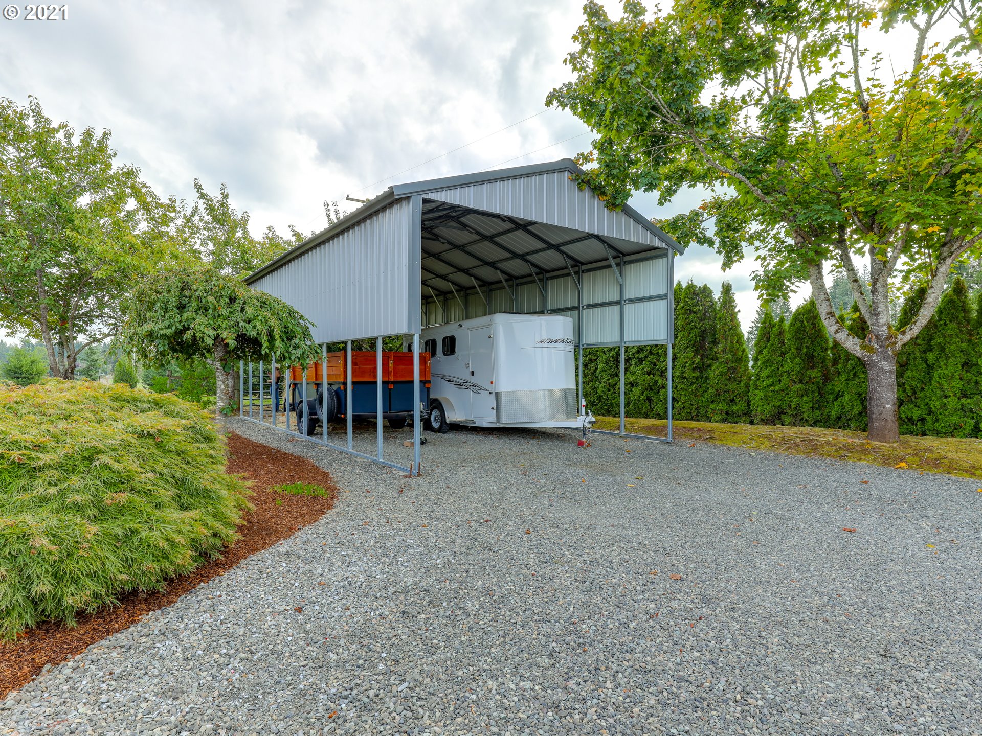 22702 Southeast Howlett Road Eagle Creek, OR 97022 - Photo 27 of 32 Gallery Image 27