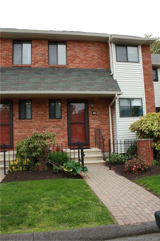 41 Danforth Lane, Unit 41 West Hartford, CT 06110 - Photo 1 of 1