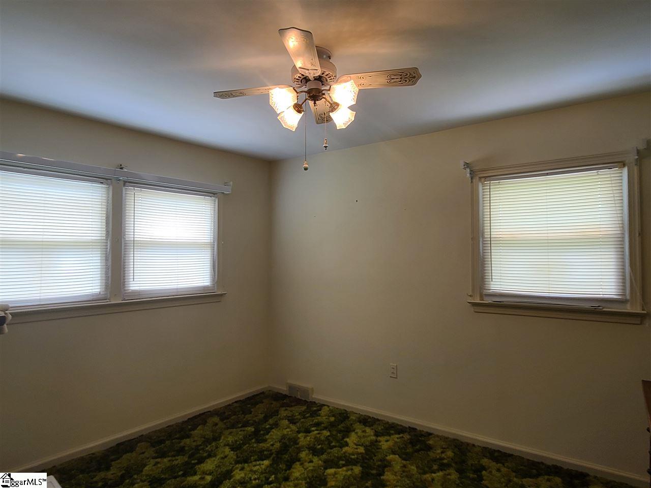 908 Plantation Road Anderson, SC 29621 - Photo 9 of 11