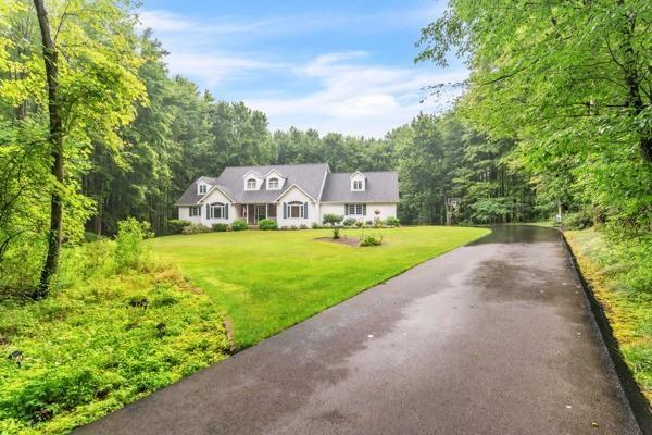 106 Arbor Trail Slippery Rock, PA 16057 - Photo 3 of 50