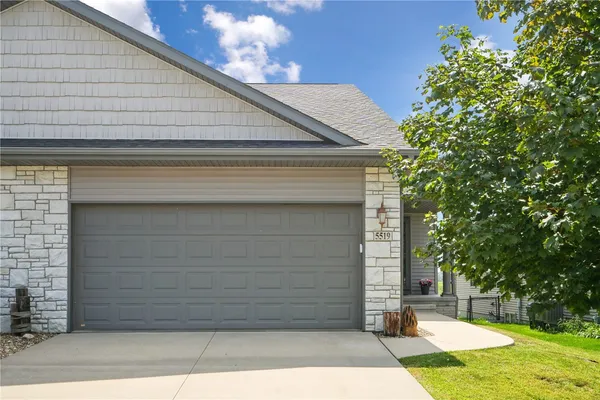 $254,900 | 5519 Dostal Drive Southwest, Cedar Rapids, IA 52404