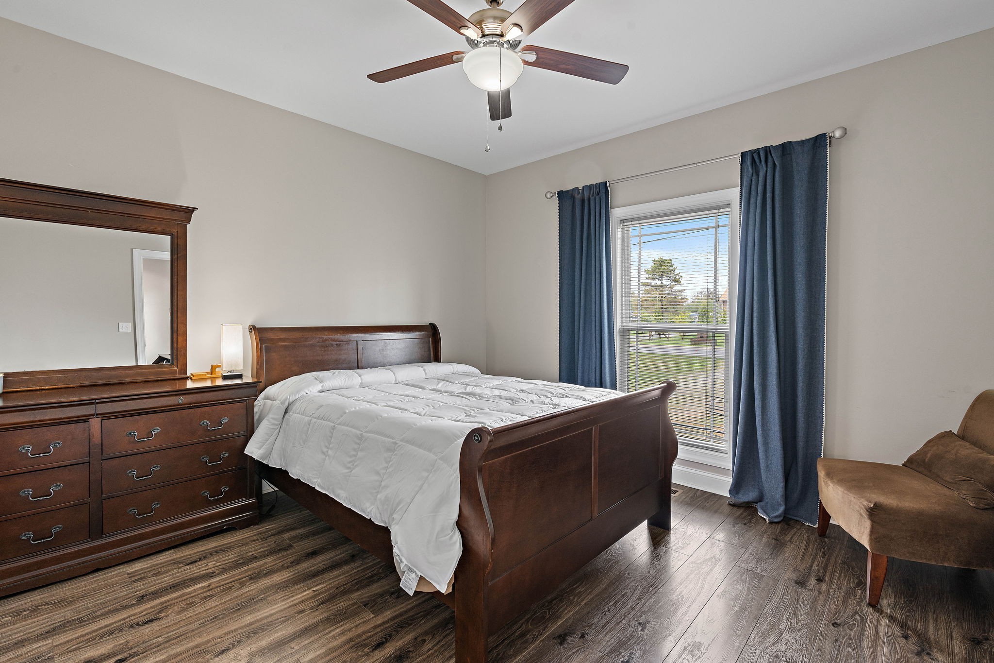 4233 Old Coopertown Road Springfield, TN 37172 - Photo 11 of 28 a bedroom with a bed and window