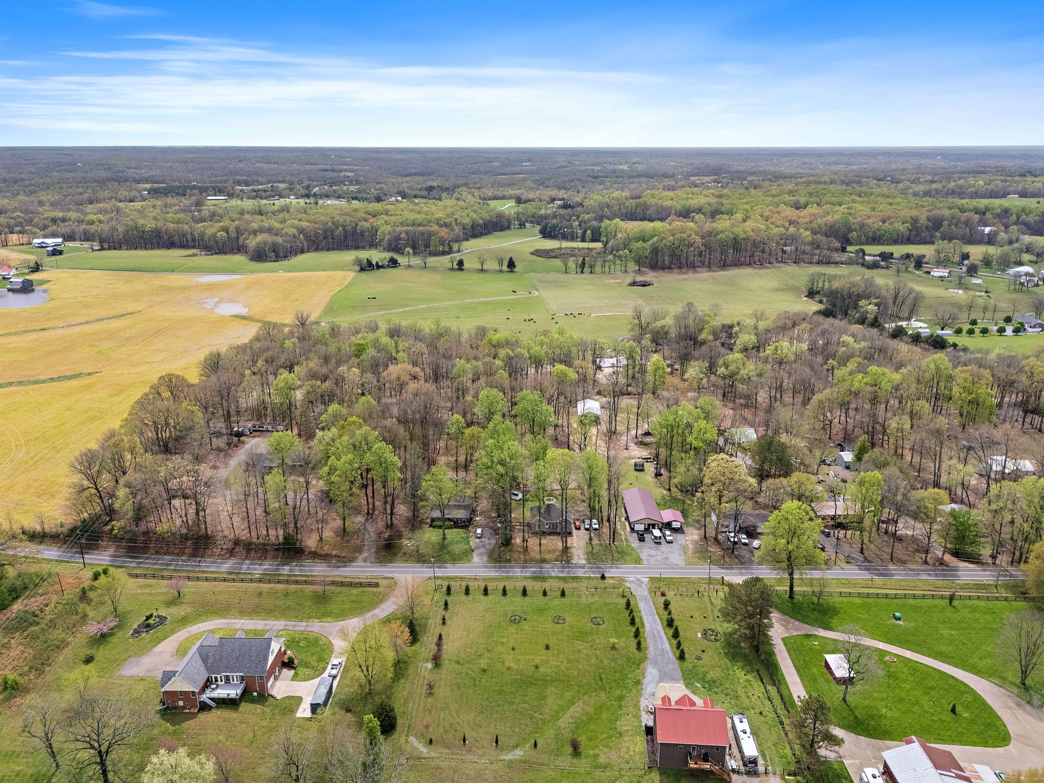 4233 Old Coopertown Road Springfield, TN 37172 - Photo 26 of 28 a view of a city with an ocean view