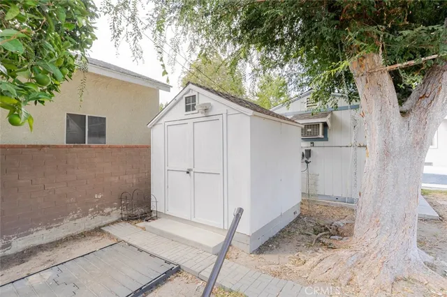 $840,000 | 1446 Evergreen Street, Burbank, CA 91505